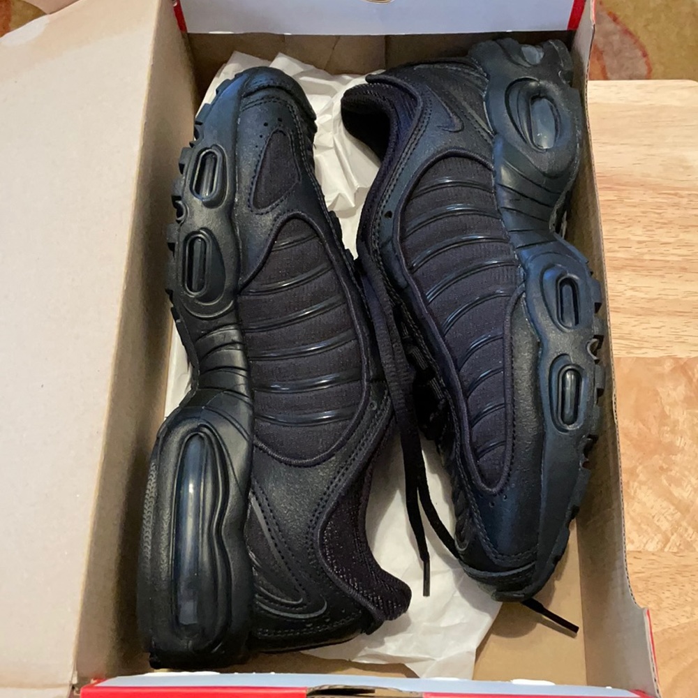 Air Max Tailwind lV
